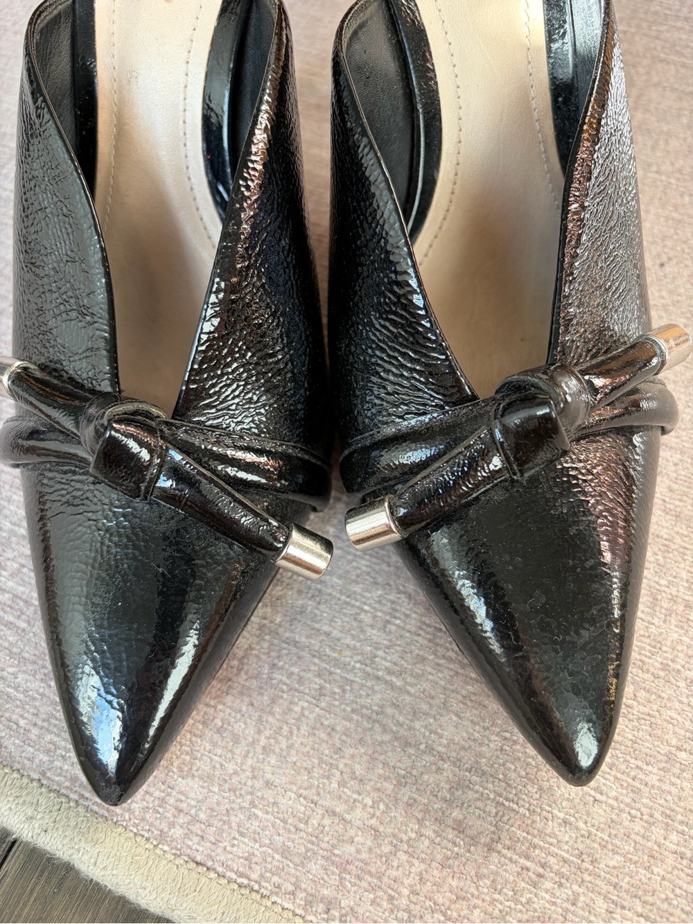 SCHUTZ Black Patent Pointed-Knot Tanya Mules Heel, 7B - Picture 4 of 7